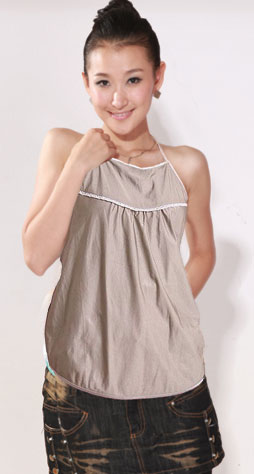 育靈龍優(yōu)雅純銀肚兜