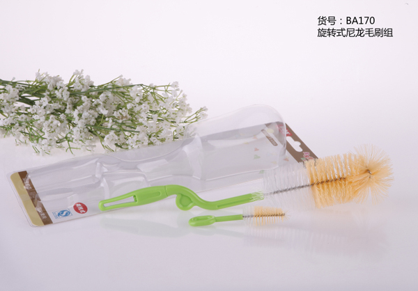 愛茵寶寶旋轉(zhuǎn)式尼龍毛刷組