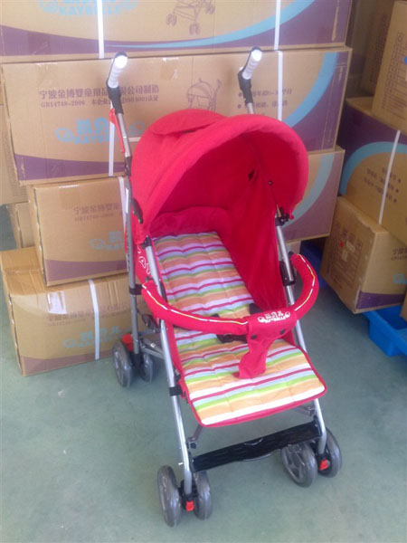凱貝兒紅色傘柄條紋墊嬰兒車(chē)
