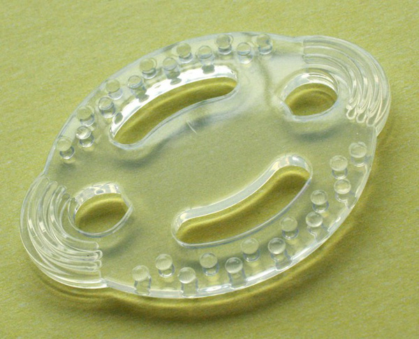 圭皎心形嬰兒磨牙牙膠