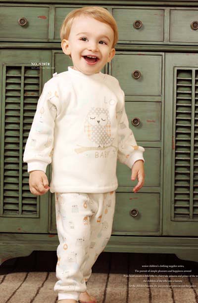 諾比無扣圓領(lǐng)保暖衣