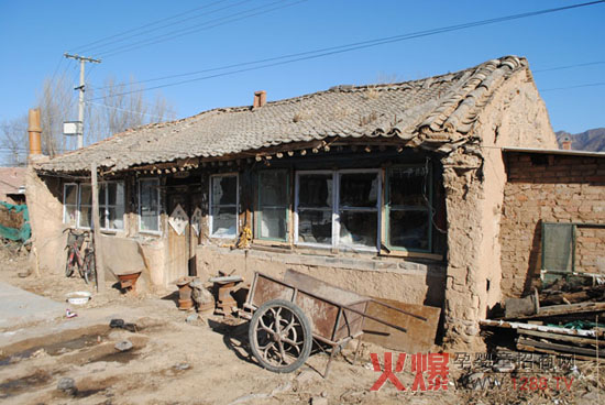 �ƿɾ�ٛ300�fԪ�̷��P���Ї�ؚ������