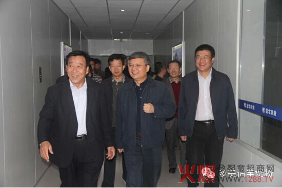 ��ţ��I(y��)ӭ��ף�п������ʡ�L(zh��ng)���^ָ��(d��o)