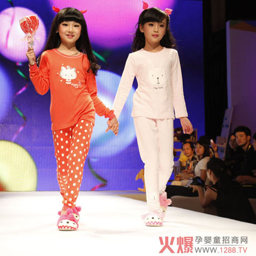 �옷(l��)�Ǳ���ͯ��(n��i)�´�����Ʒȫ������