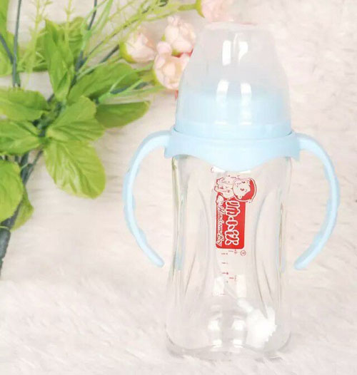 ��С�￹ˤ⁽�����ƿ240ml�{ɫ