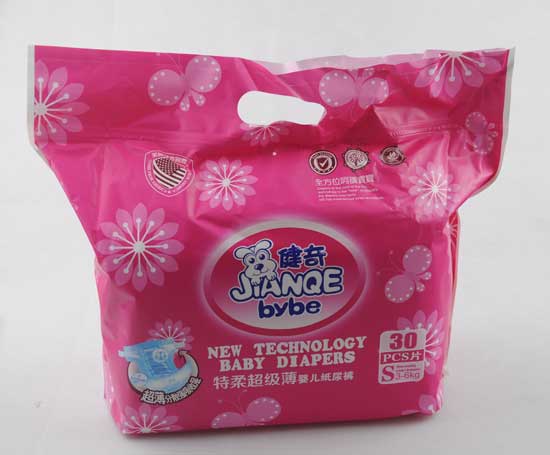 健奇特柔超級薄嬰兒紙尿褲S碼30片正面