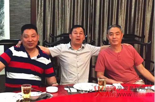 С��ͯ�Ћ���Ʒ������Ո(q��ng)�������H�����͝�(j��)��С���c(di��n)�ď����W�R���^