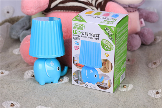 柯麗雅小象夜燈