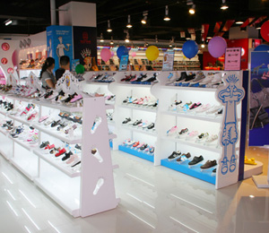 �糿?j��)�ͯ��Ʒ���u�����չʾ