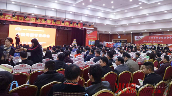 ԭ���B(t��i)����Ȼ�����۰��m����ѝ���ࡶĸ�����۷��(hu��)������վ���Ì�(sh��)����������ĸ��������