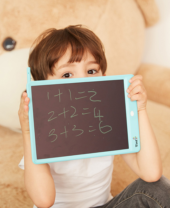 繪特美兒童智能液晶手寫板藍(lán)色1.jpg 繪特美兒童智能液晶手寫板藍(lán)色1.jpg