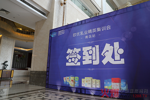 ���ܱ��l(f��)ǰ�ؠI(y��ng)�N�����������һ�����ͱȂ����u��Ӣ��Ӗ(x��n)��(hu��)�A�M�e��