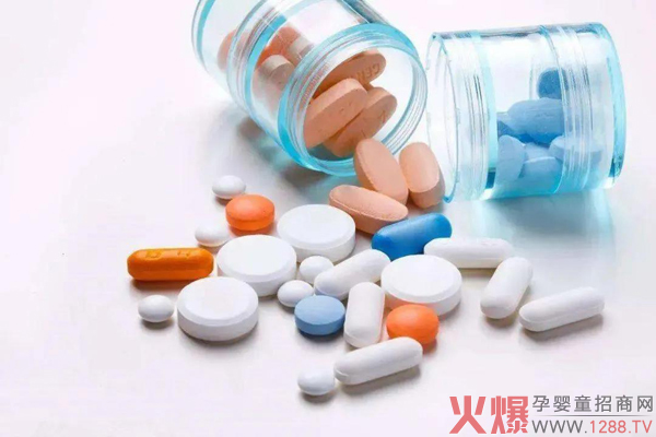 Louver�R���m������؛|�^�꺦�º��ӷeʳ���W(xu��)��(hu��)�@�����p�ɑ�(y��ng)��(du��)