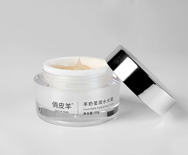 俏皮羊羊奶瑩潤(rùn)水光霜.jpg 俏皮羊羊奶瑩潤(rùn)水光霜.jpg