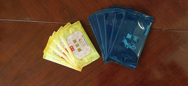 單片袋裝濕巾4.jpg 單片袋裝濕巾4.jpg