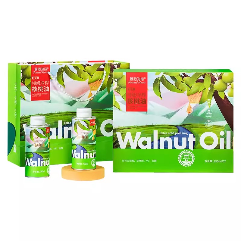 核心為你臻愛特級(jí)冷榨核桃油250mlx2瓶禮盒裝.jpg 核心為你臻愛特級(jí)冷榨核桃油250mlx2瓶禮盒裝.jpg