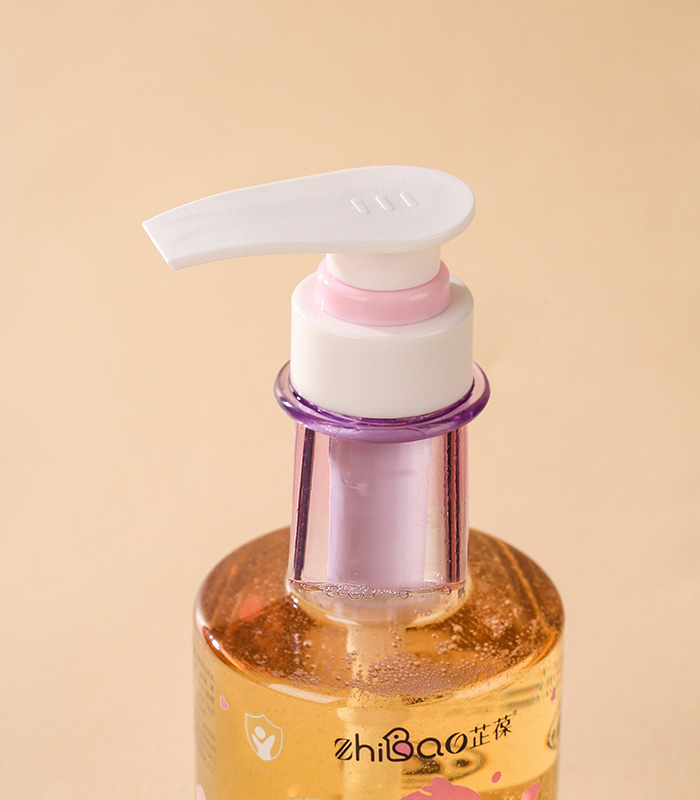 芷葆嬰童凈潤(rùn)親膚沐浴油5.jpg