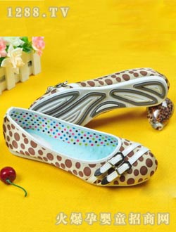 �Ӱ��c�ЋD����Ь