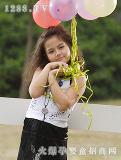 托尼艾米女童無(wú)袖夏裝