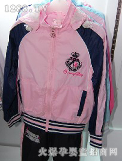 С��ƤŮͯ�\����