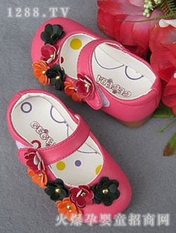 �옷(l��)6+1�tɫ��ͯ��Ь