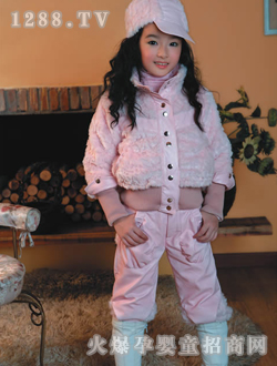 �옷(l��)6+1�r(sh��)�зۼtŮͯ���b