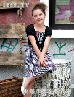 �����ȵٕr(sh��)��Ůͯ��ȹ