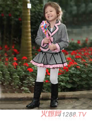 �νz�Ơ��ڰ׸��ӽ�(j��ng)�����b