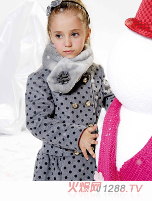 �U�P�㘷����ɫ�c(di��n)�c(di��n)ͯ�b