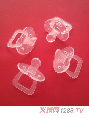 �ζ���͸�����z��������