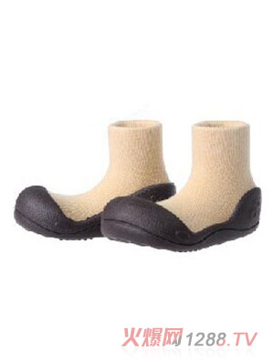 ɣ��С���F��ϵ�м�ɫͯ�m