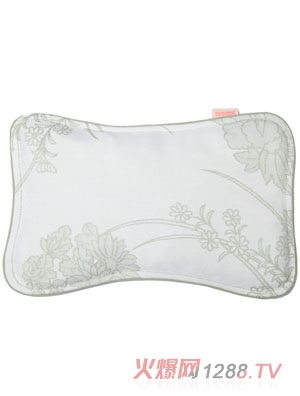 ���ع����냺�������w�S������0-3����