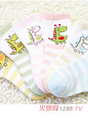 ��ɫС�~�����ދ�ͯ�m��1--3�q��