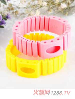 �L(f��ng)�Z�w���Sɫ+�ۼtɫ�������Ȧ